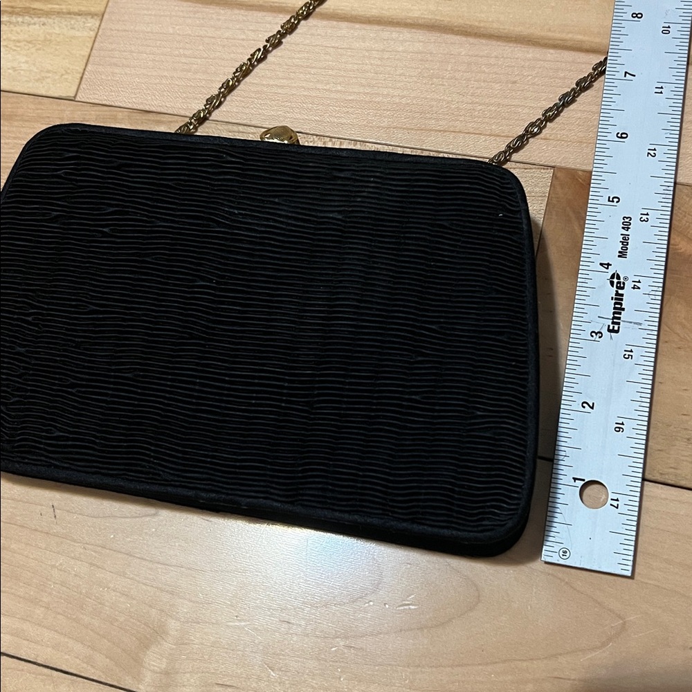 Elegant Vintage Black Evening Crossbody/Clutch - Picture 6 of 17